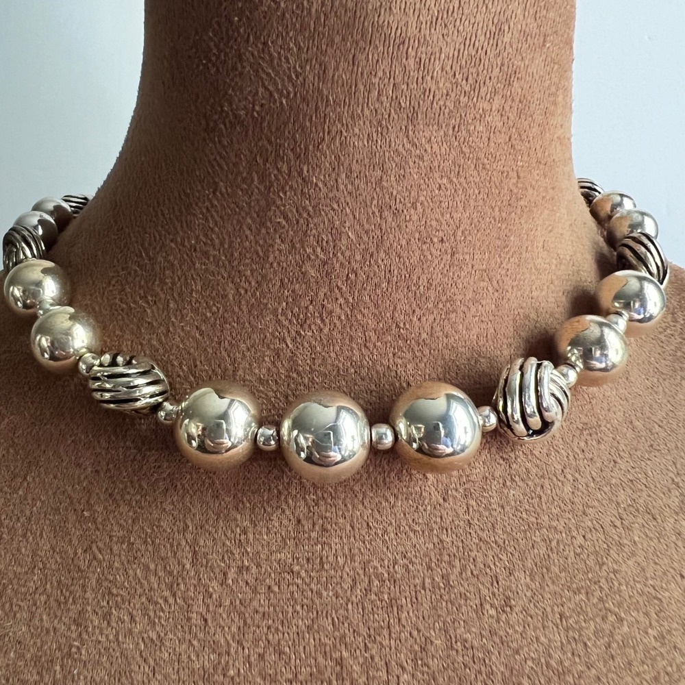 Vtg Avon NRT Silver Tone Chunky Textured Ball Bead Necklace 16-20" Eclectic